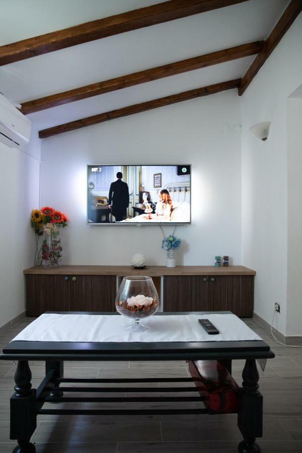 Damjanic Holiday House บระทอนิกลา ภายนอก รูปภาพ